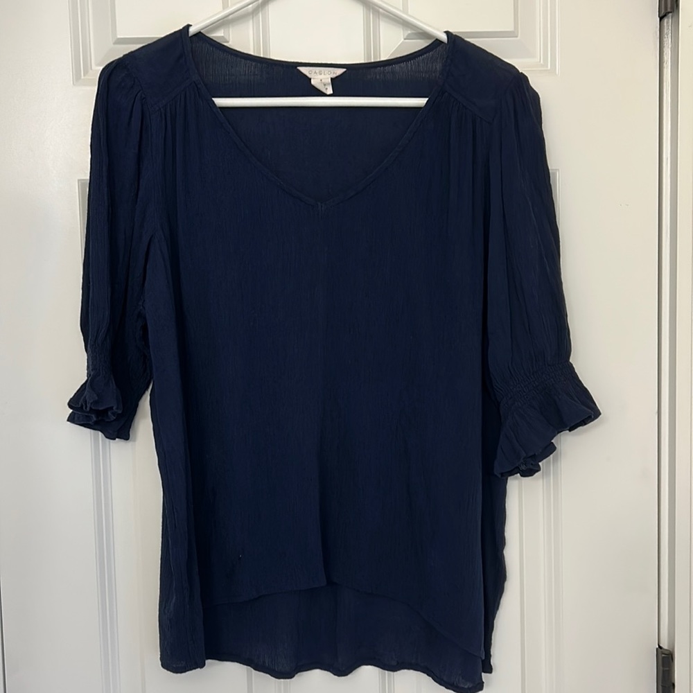 women’s short sleeve navy blouse